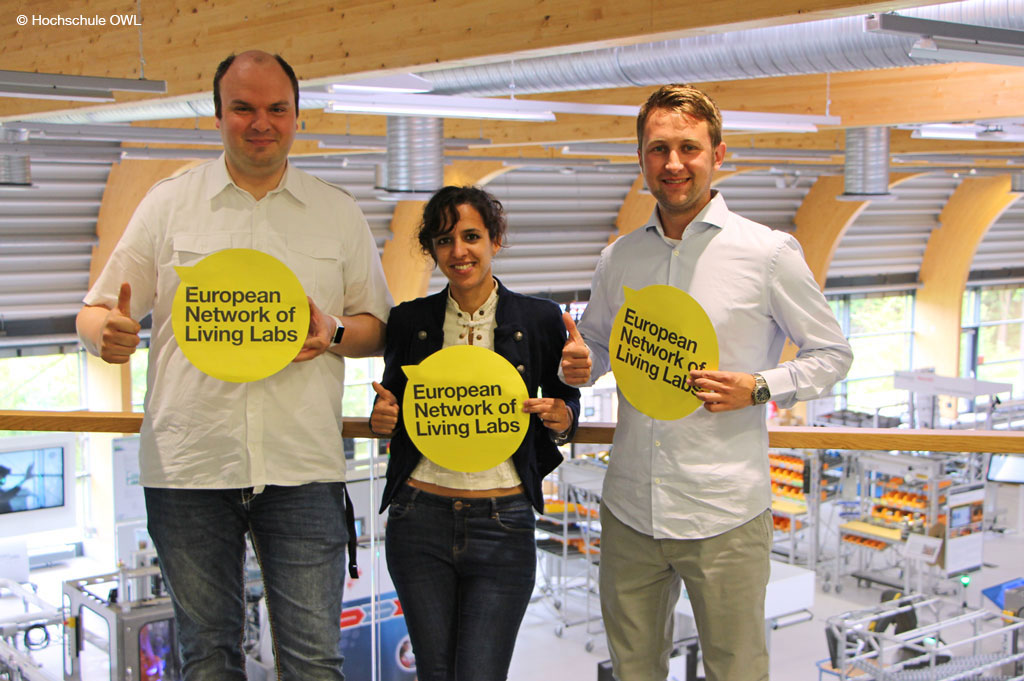 SmartFactoryOWL ist „Living Lab“ (Bild: Hochschule OWL)