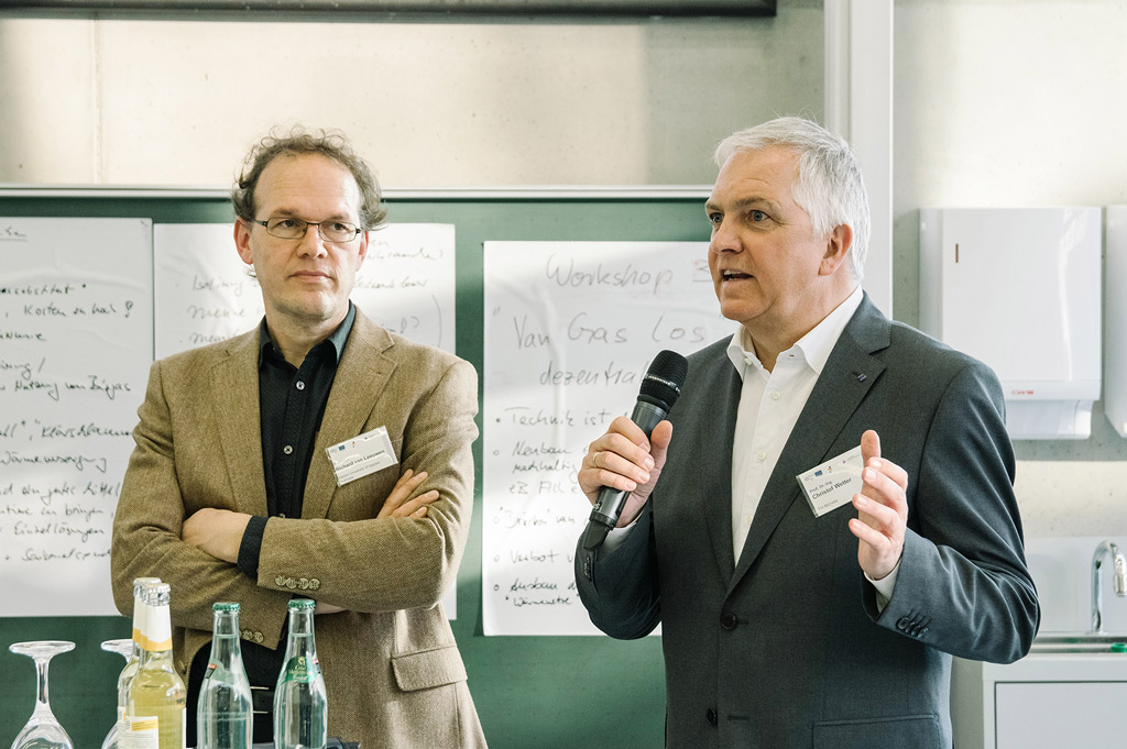 Dr. Richard van Leeuwen und Prof. Dr. Christof Wetter stellten die Ergebnisse von WiEfm vor (Bild: FH Münster | Klaus Russen-Wells).