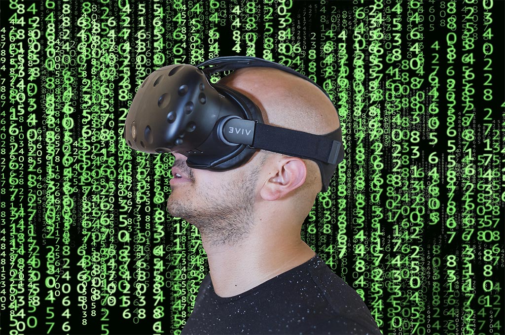 Ein Mann trägt eine VR-Brille